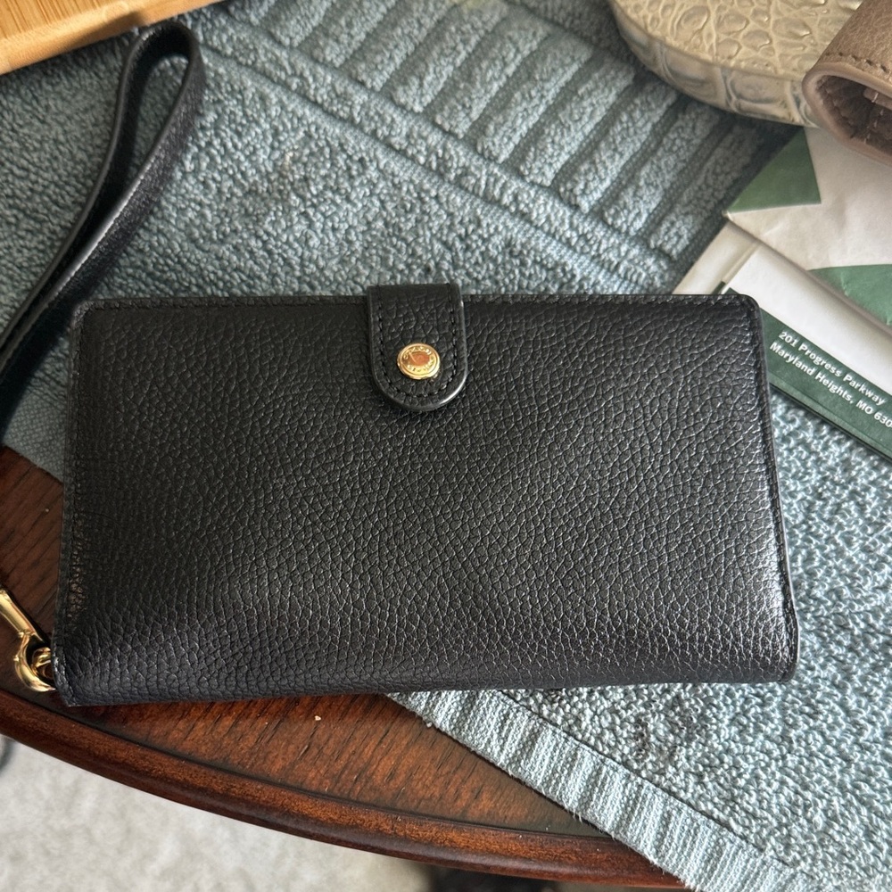 Coach Black Leather Wristlet Wallet